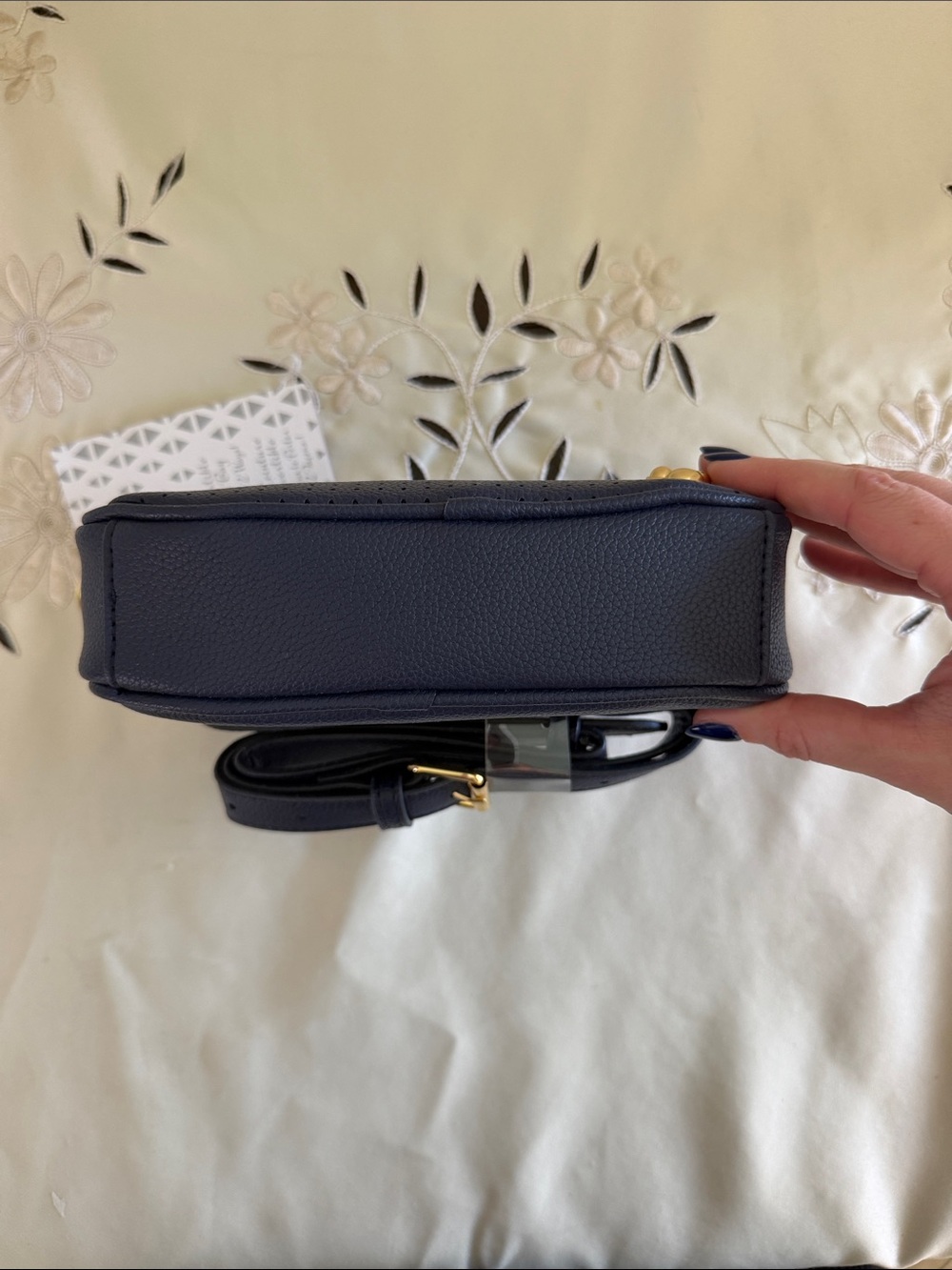 BNWT Mickey Mouse Icon Flair Convertible Crossbody/Belt Bag – Navy - Picture 4 of 7